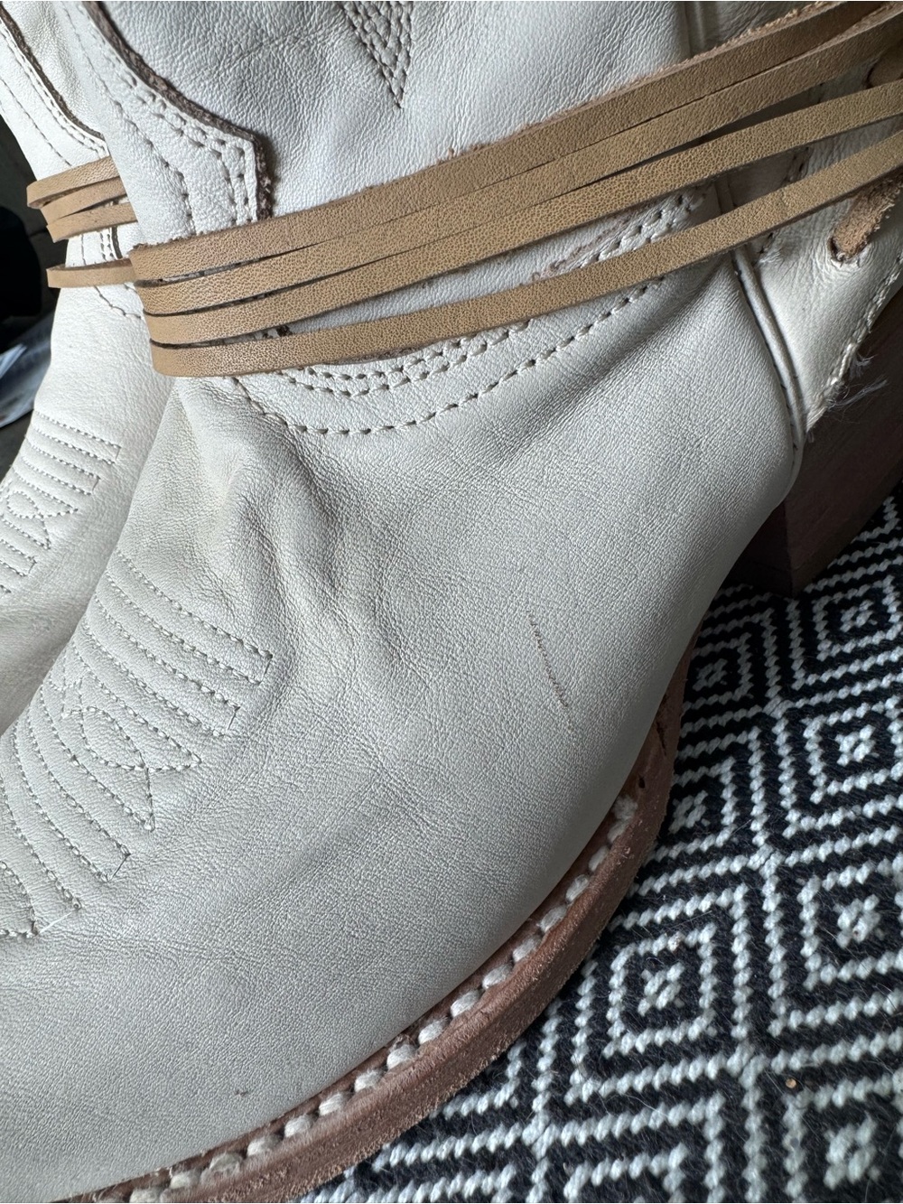 Freebird by Steven Ivory Lace-Up Western Boots - Picture 10 of 11